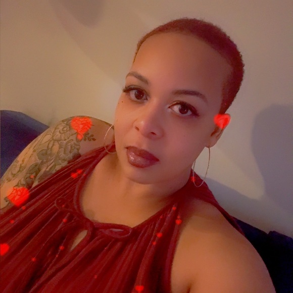 Meet your Posher, Ericka - Picture 3 of 6